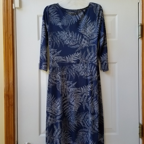 Talbots Dresses & Skirts - Talbots Ladies Size M Petite 3/4 sleeve dress.